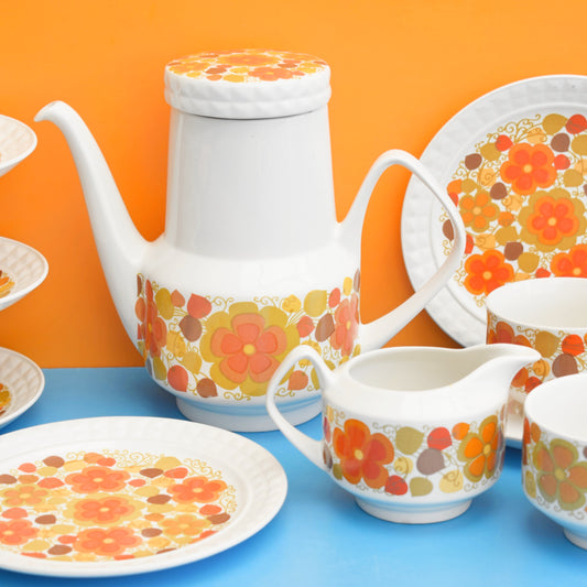 Vintage 1960s Pontesa Young Range / Fantasia Tea Set