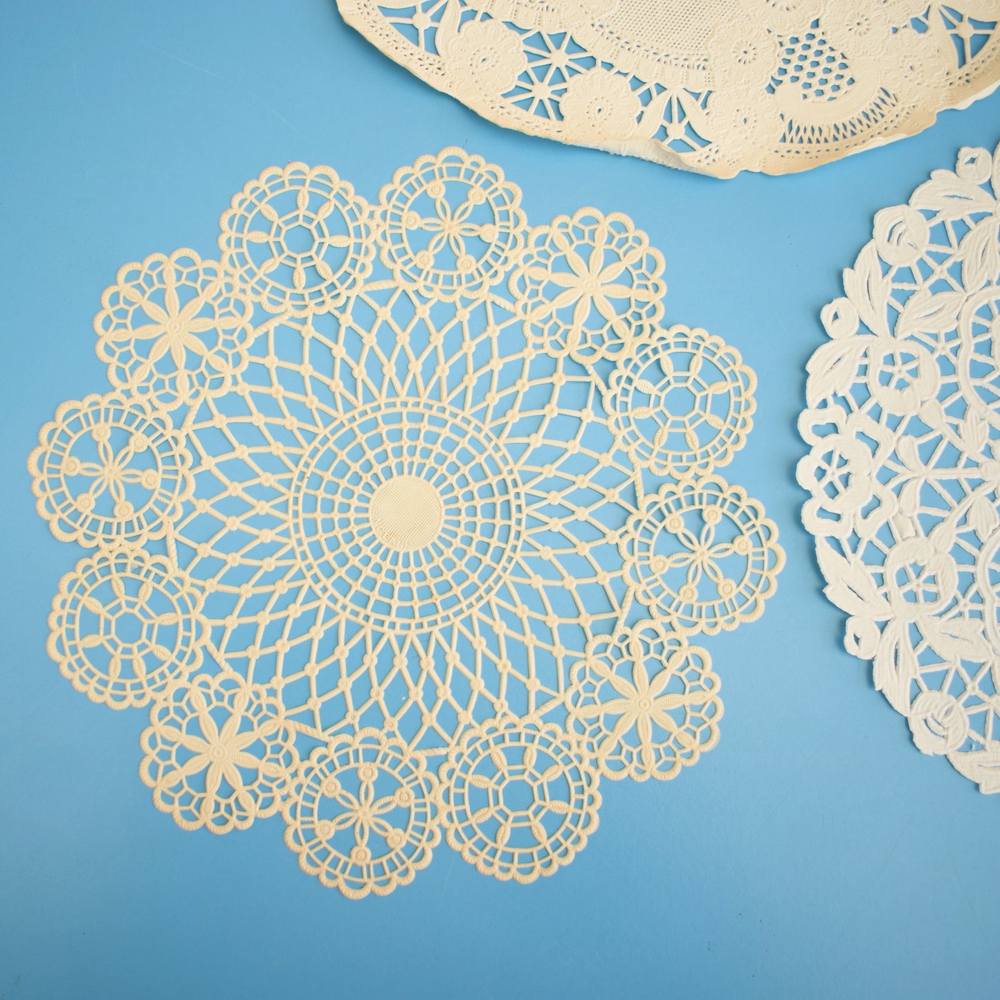 Vintage 1960s Paper Doilies - Various Styles (Inc Christmas)
