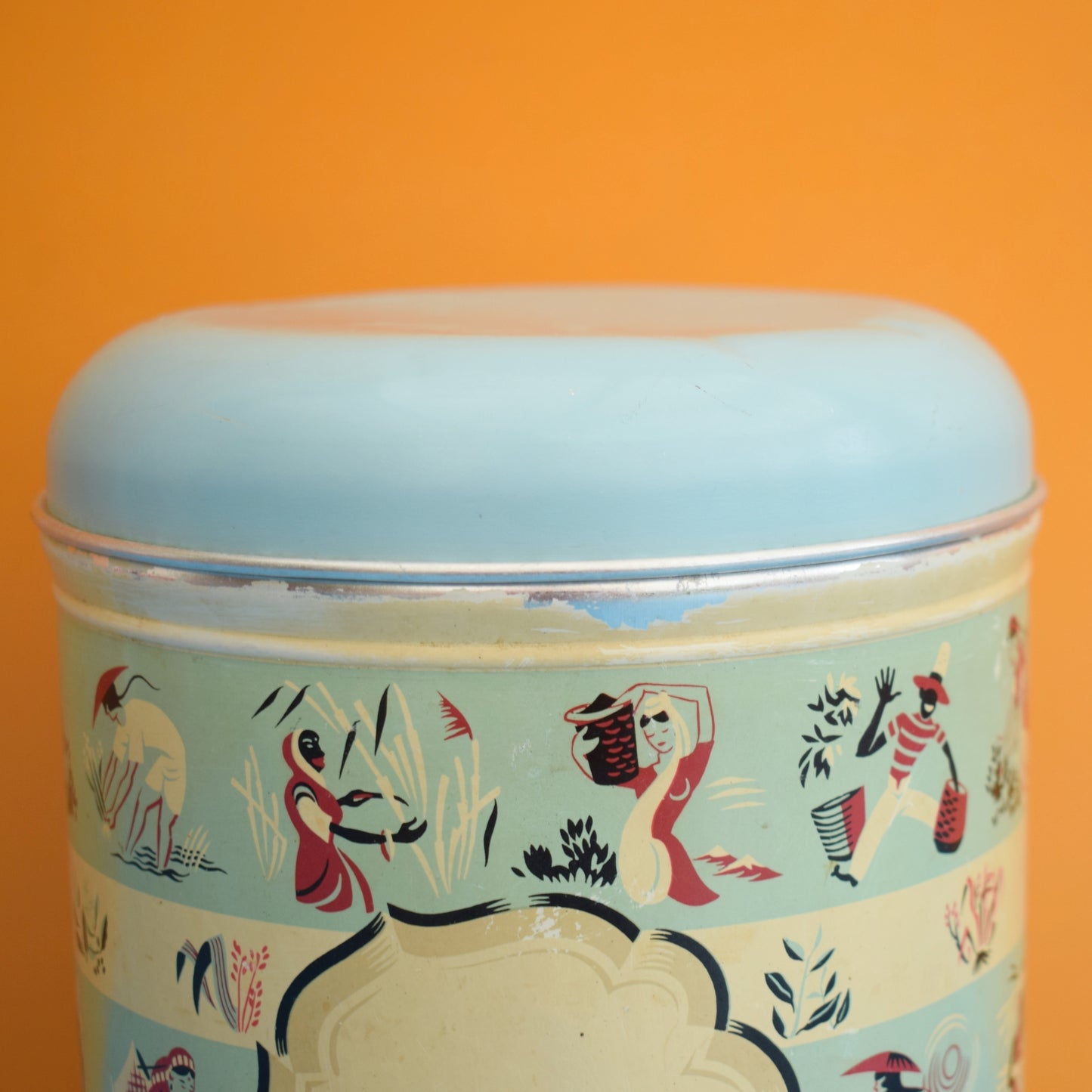 Vintage 1950s flour Tin - Worcester Ware - Tea Pickers Pattern