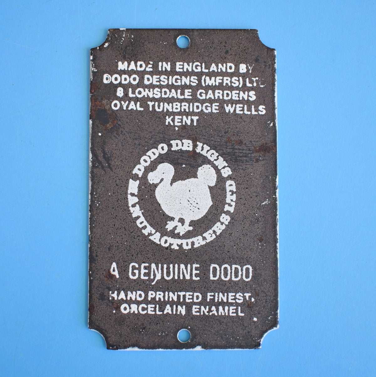 Vintage 1980s Genuine Dodo Designs Enamel Sign - Skiers Keep Your Knees Together by Eric's Cards
