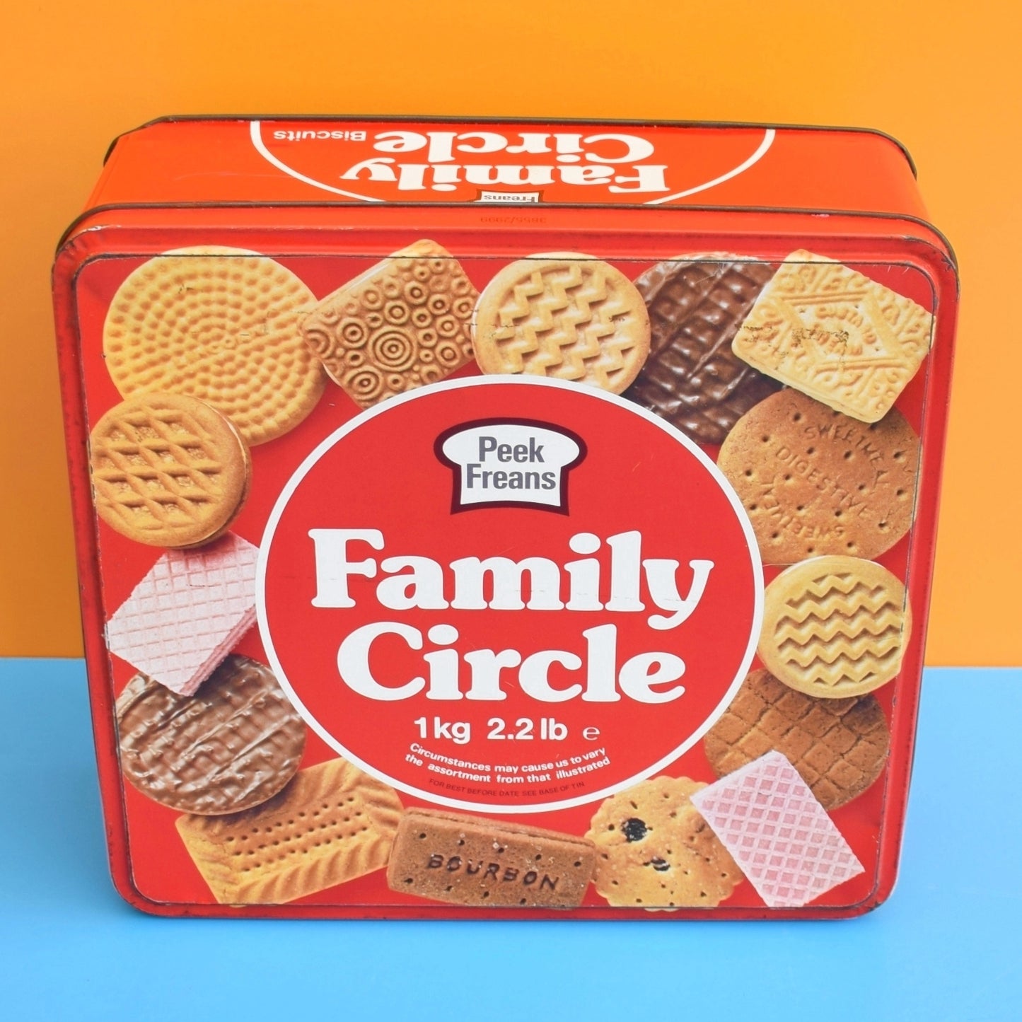 Vintage 1980s Large Biscuit Tin - Family Circle Classics