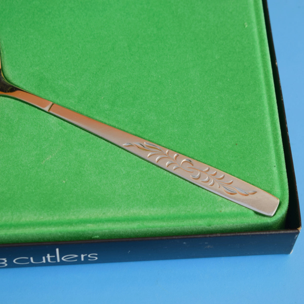 Vintage 1960s Viners Country Garden Cutlery - Cake Slice -Boxed by Vintage