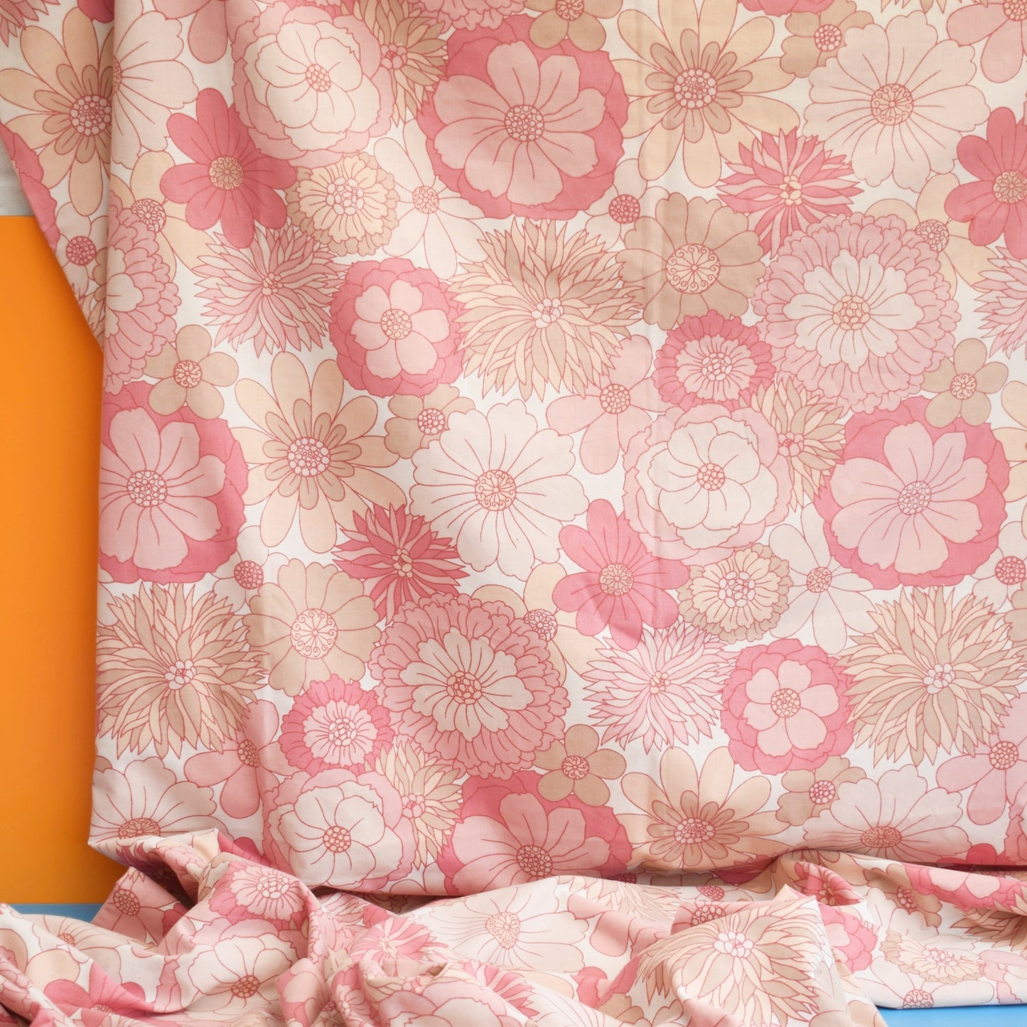 Vintage 1960s Single Duvet Cover / Fabric - M&S Flower Power - Pink