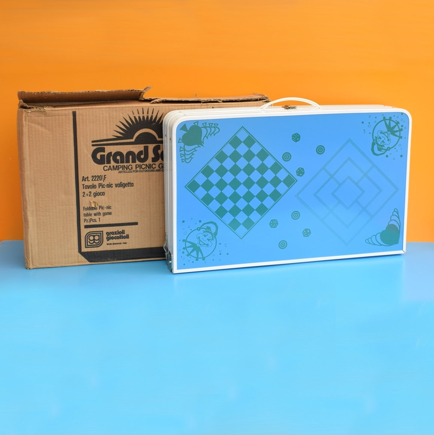 Vintage 1970s Folding Picnic / Games Table & Stools - Boxed