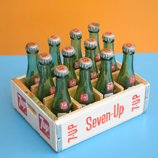 Vintage 1970s Mini 8 Glass Bottles In Crate - Seven Up / 7up - Rare