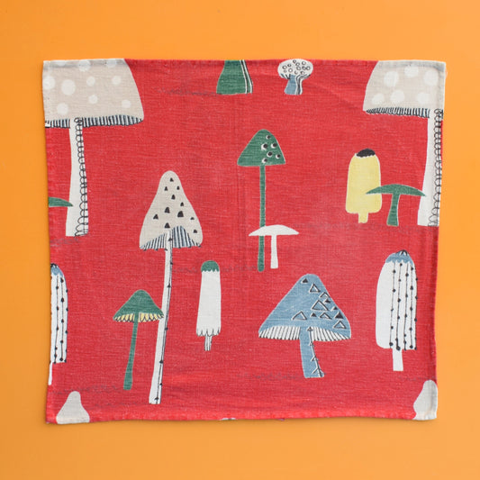 Vintage 1950s Rare Rosebanks Fabric - Toadstools