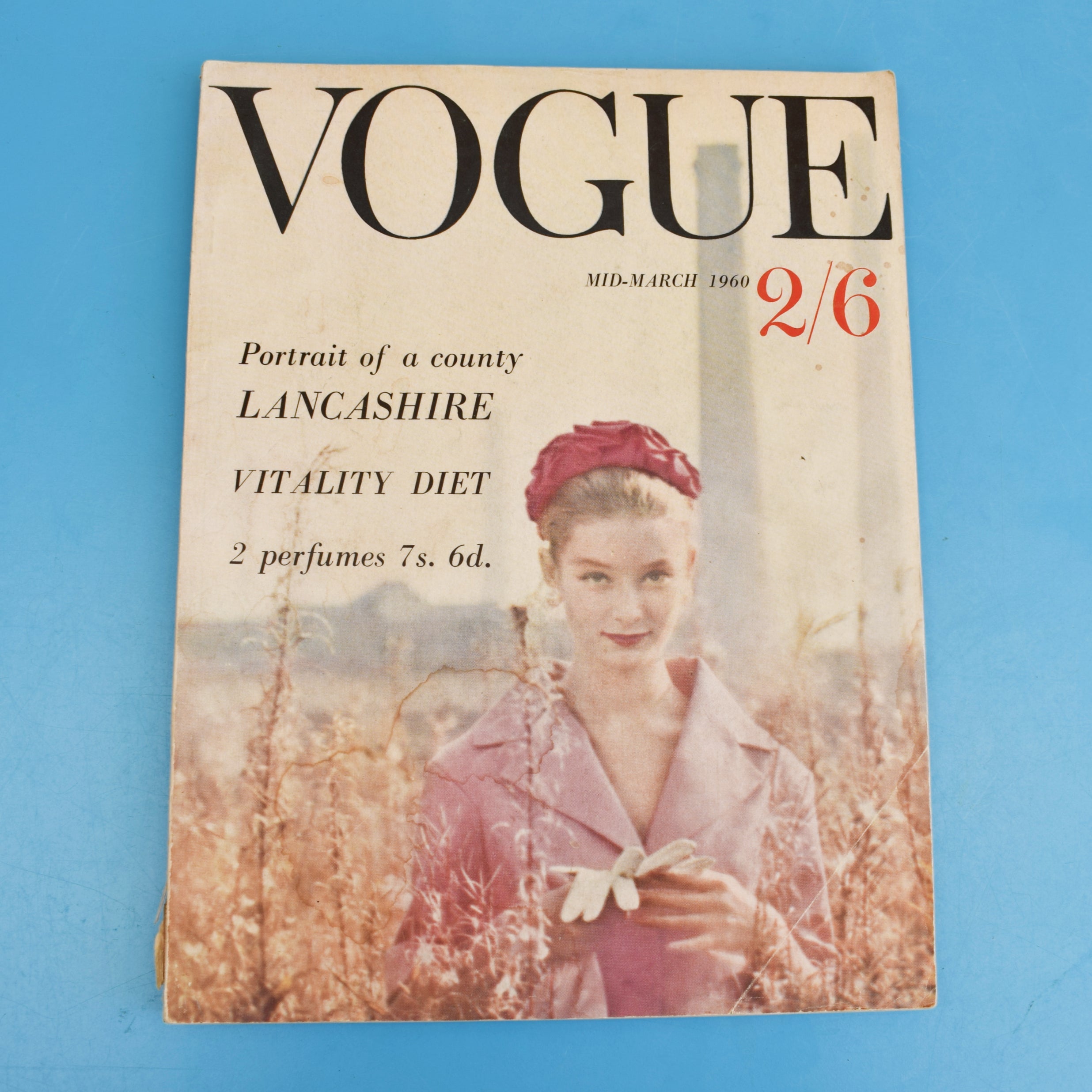 Vintage 1960s Vogue Magazine – Pineapple Retro