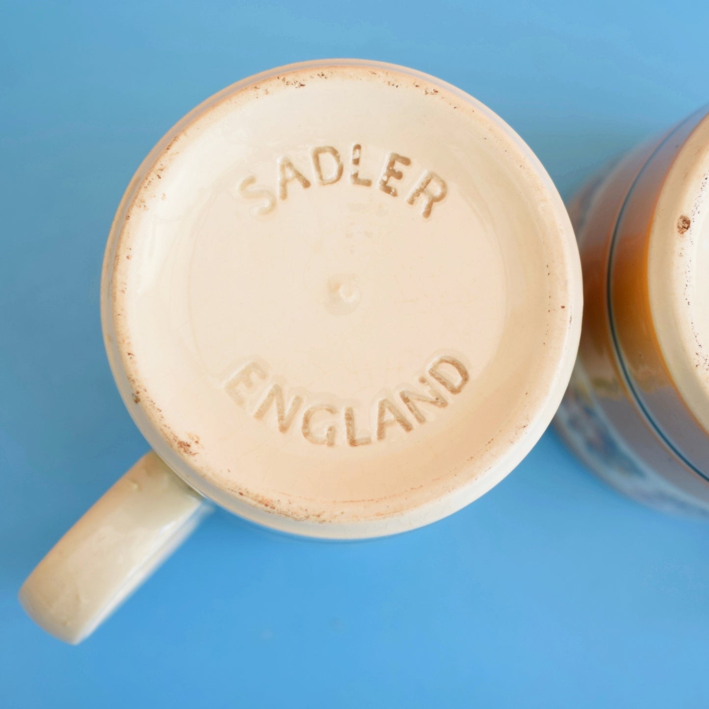 Vintage 1970s Double Finger Mugs - Sadler Flowers - Orange/ Green