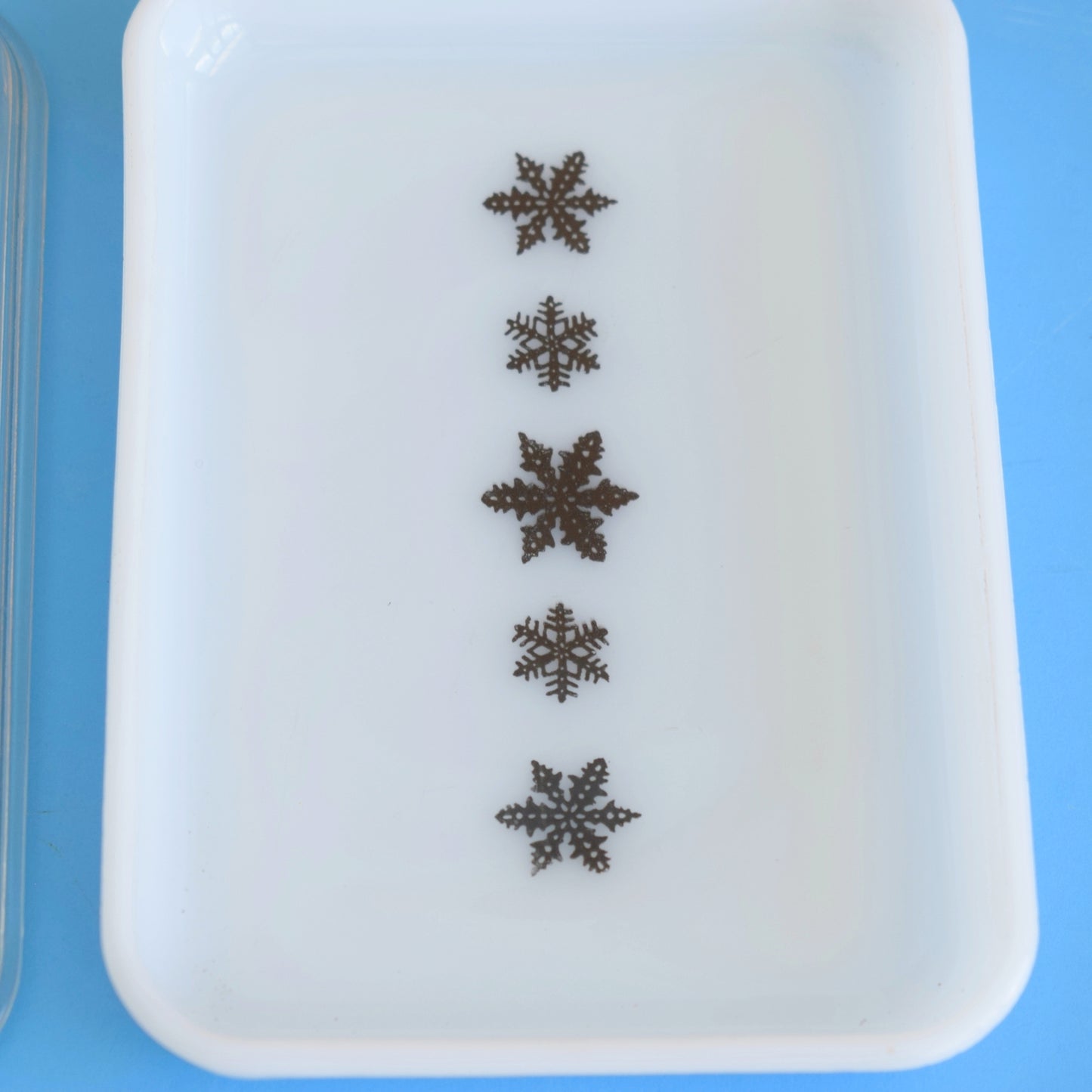 Vintage 1950s Pyrex - Rare Snowflake Butter Dish With Lid - Monochrome