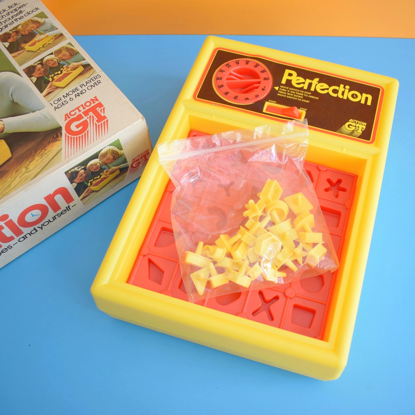 Vintage 1980s Game - Perfection- Complete