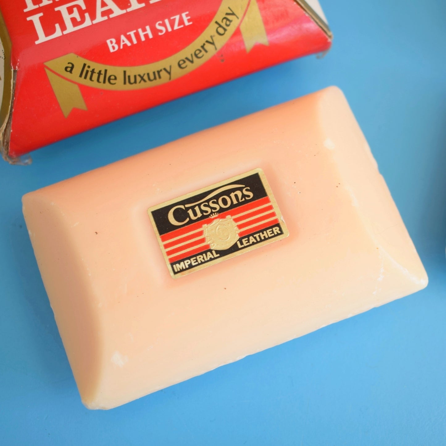 Vintage 1970s Toiletries Yardley, Woods Of Windsor / Badedas