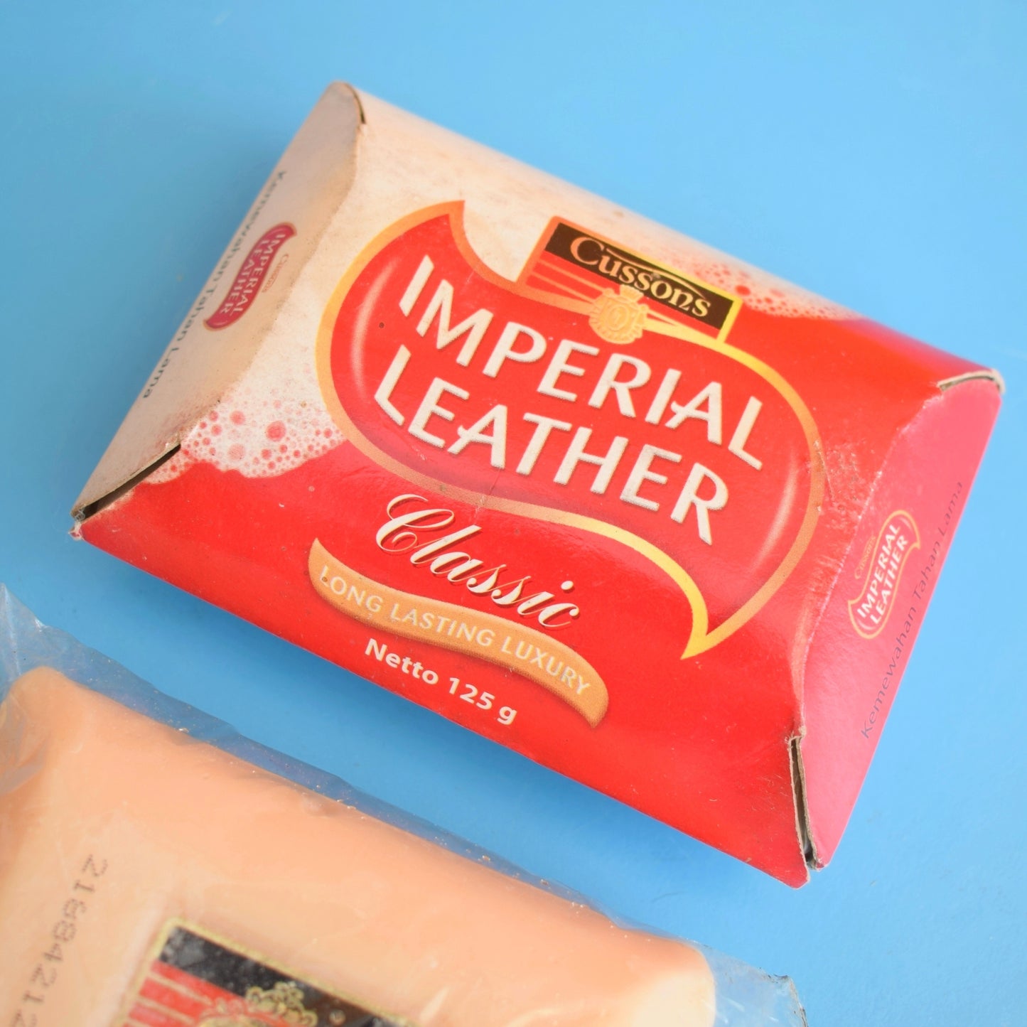 Vintage 1970s Toiletries Yardley, Woods Of Windsor / Badedas