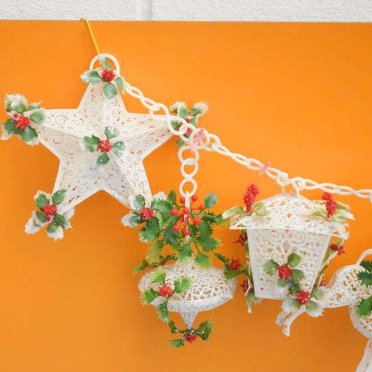 Vintage 1960s Flexible Plastic Christmas Decorations - White Chain