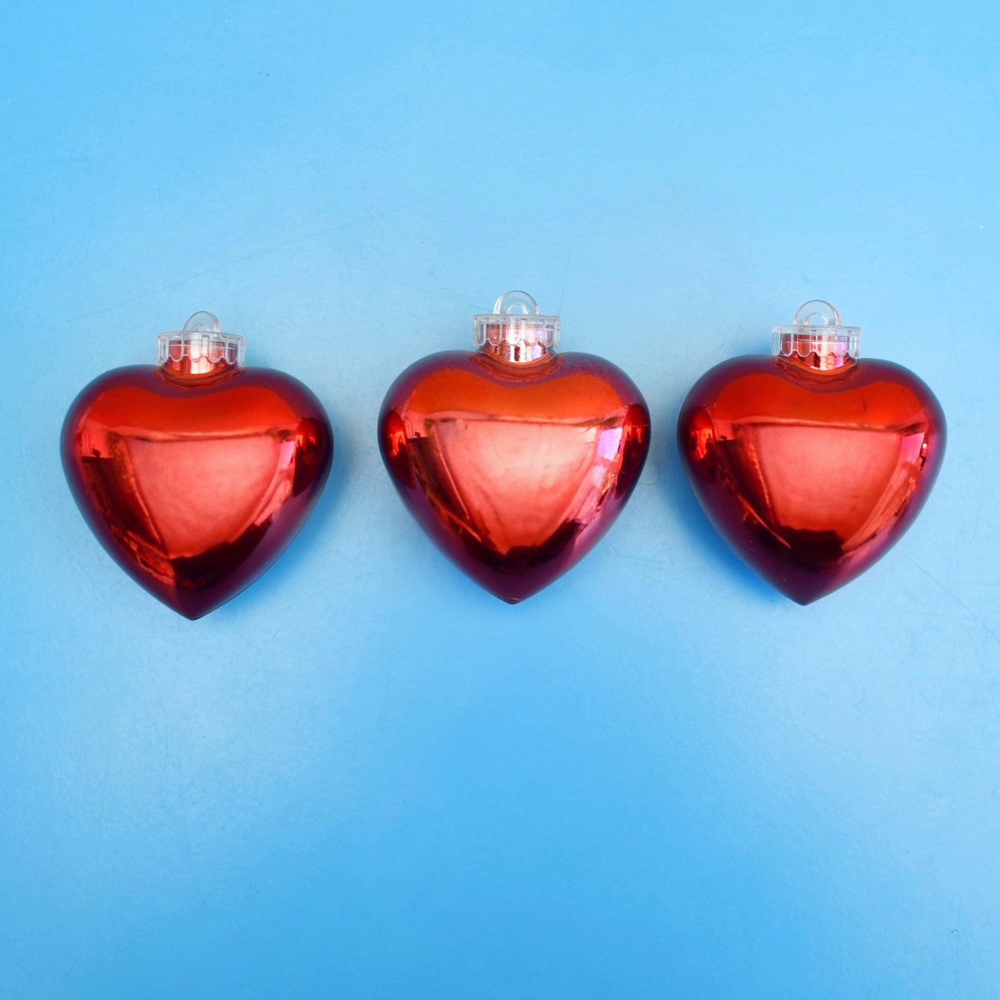 Vintage 1980s Shatterproof Christmas Baubles x3 - Red Hearts