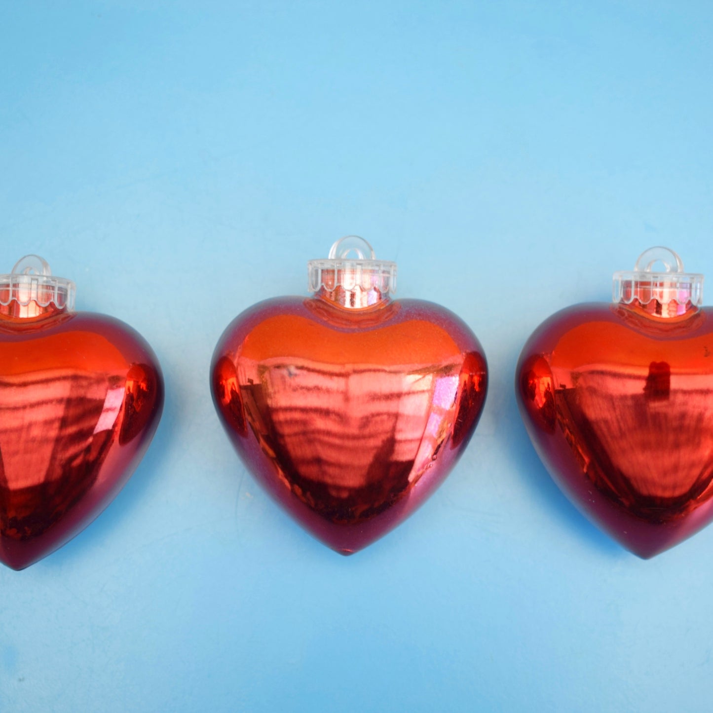 Vintage 1980s Shatterproof Christmas Baubles x3 - Red Hearts
