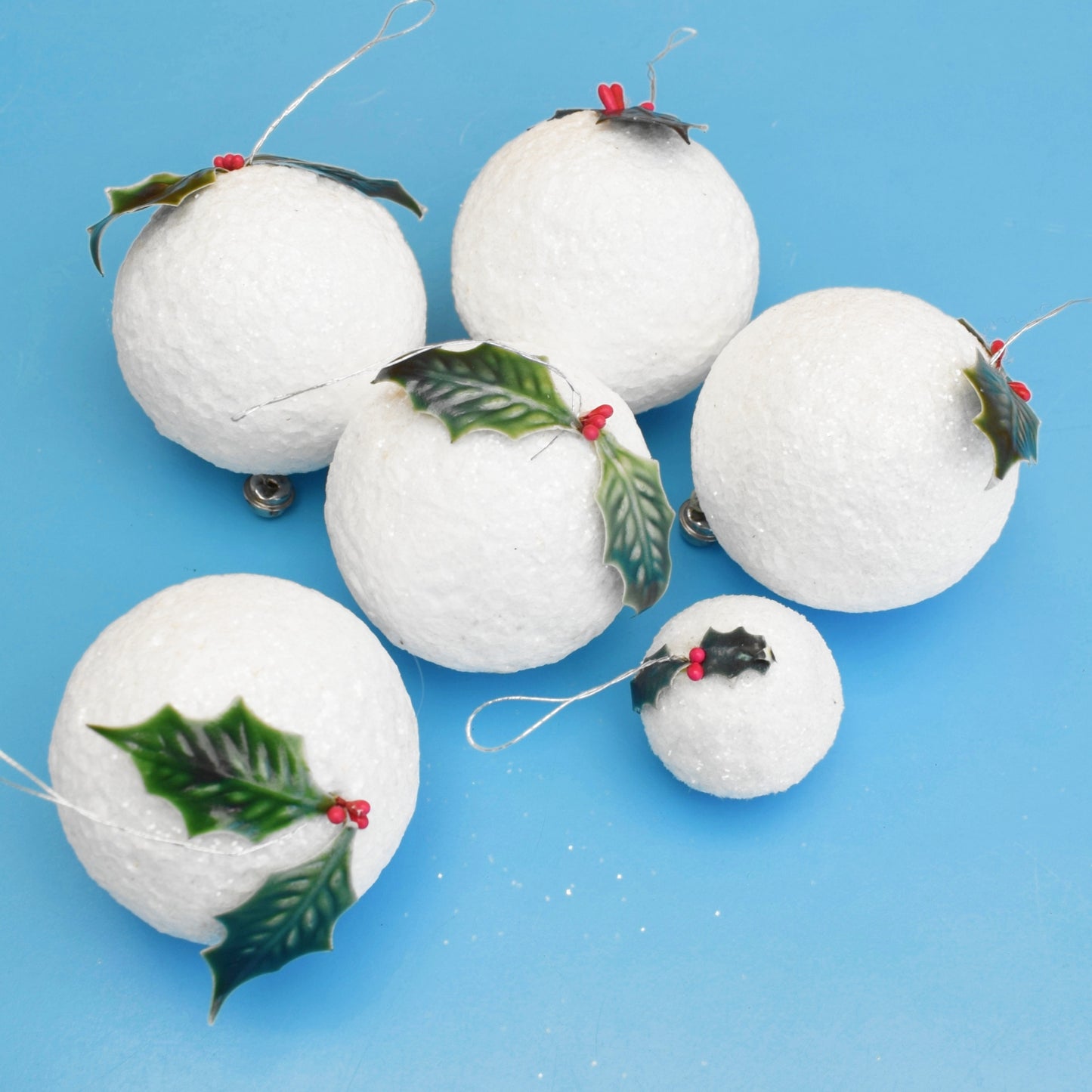 Vintage 1970s Glittery Snowball Christmas Baubles - White x6