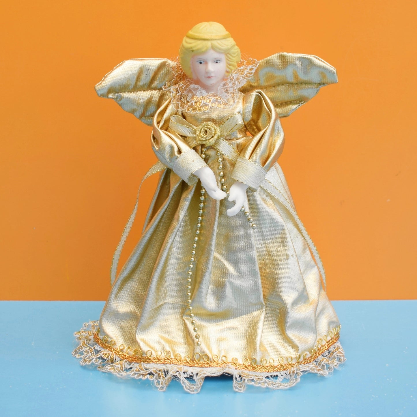 Vintage 1980s Kitsch Angel / Fairy Figure - Stunned Expression - Gold