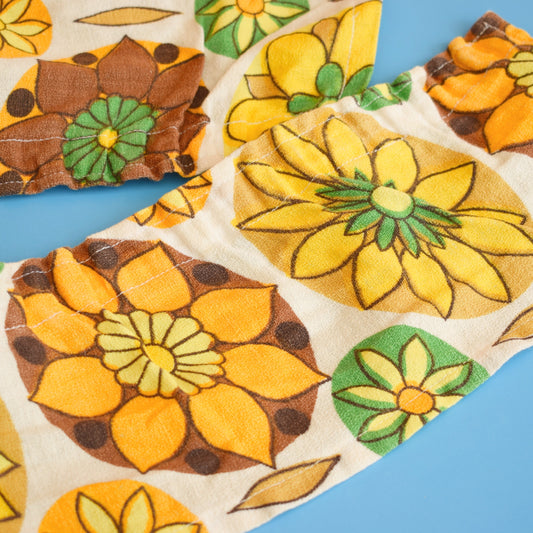 Vintage 1960s Barkcloth Curtains Pelmet - Flower Power by Vintage