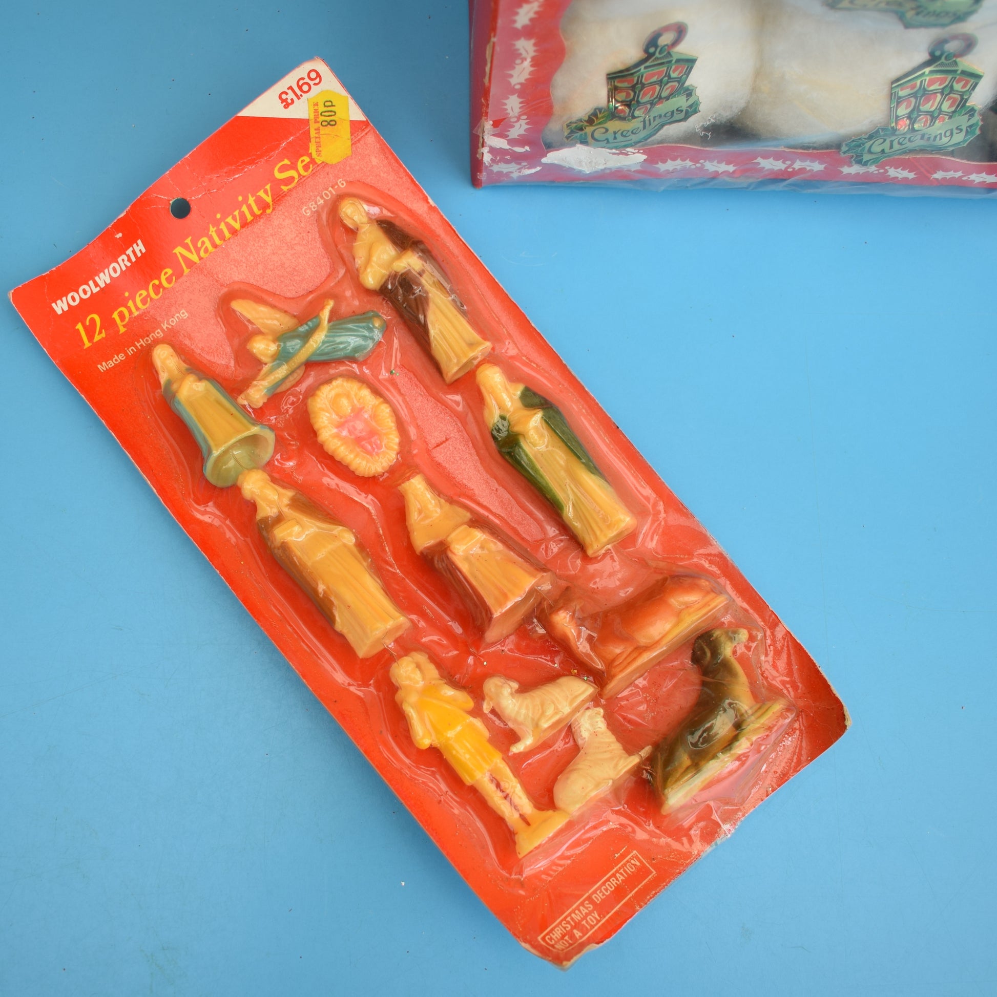 Vintage 1970s Christmas 'Snowballs'- Cracker Alternatives / Nativity Set by Pineapple Retro