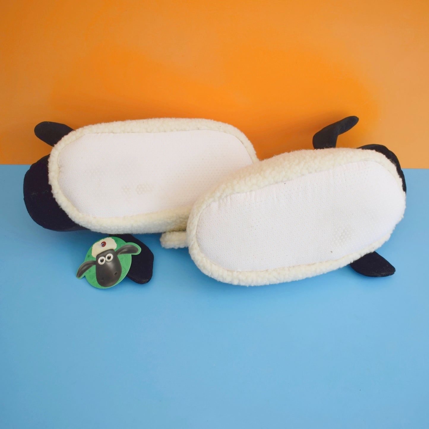 Vintage 2000s Shaun The Sheep Slippers - Size 5