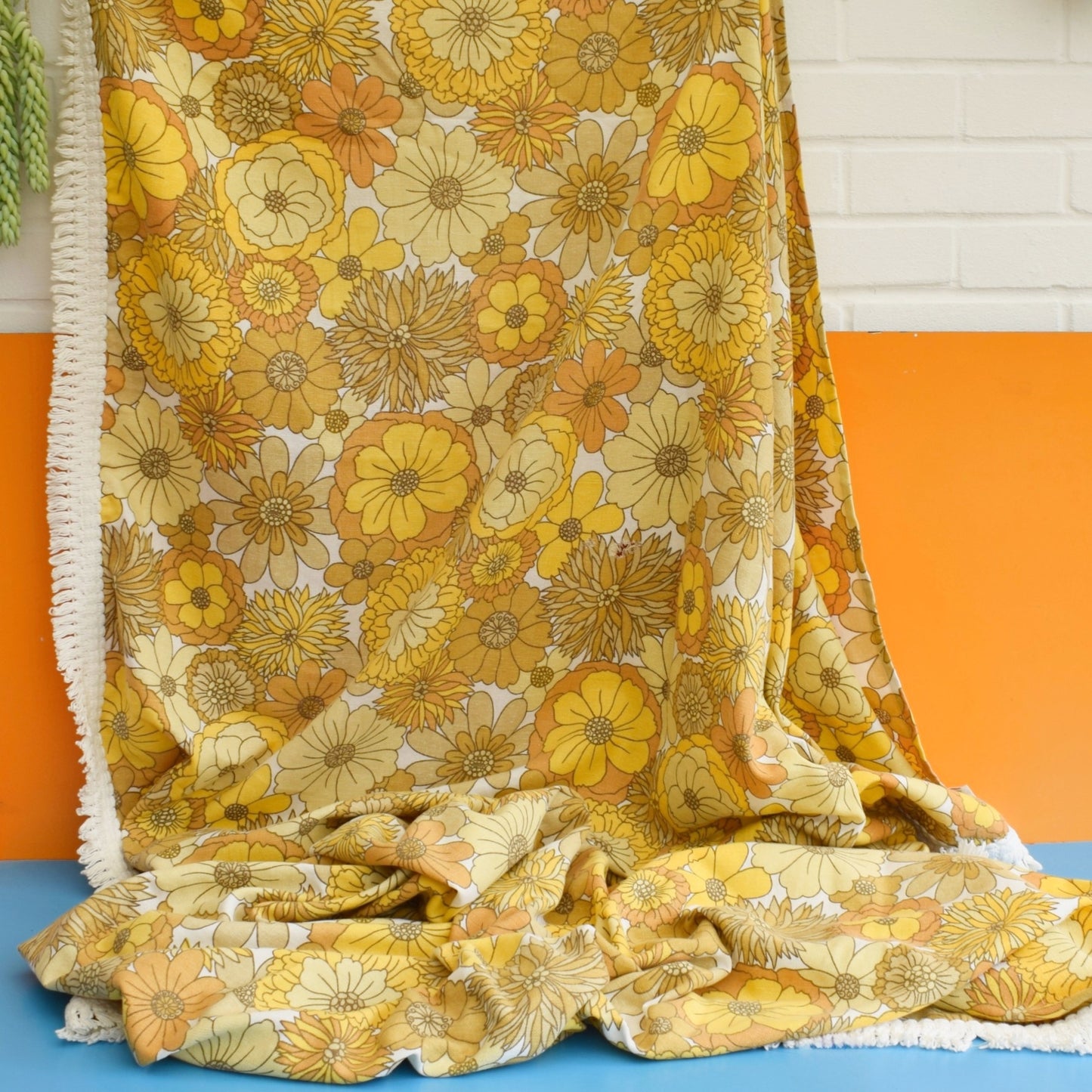 Vintage 1970s Bed Cover/Duvet - M&S - Flower Power - Yellow