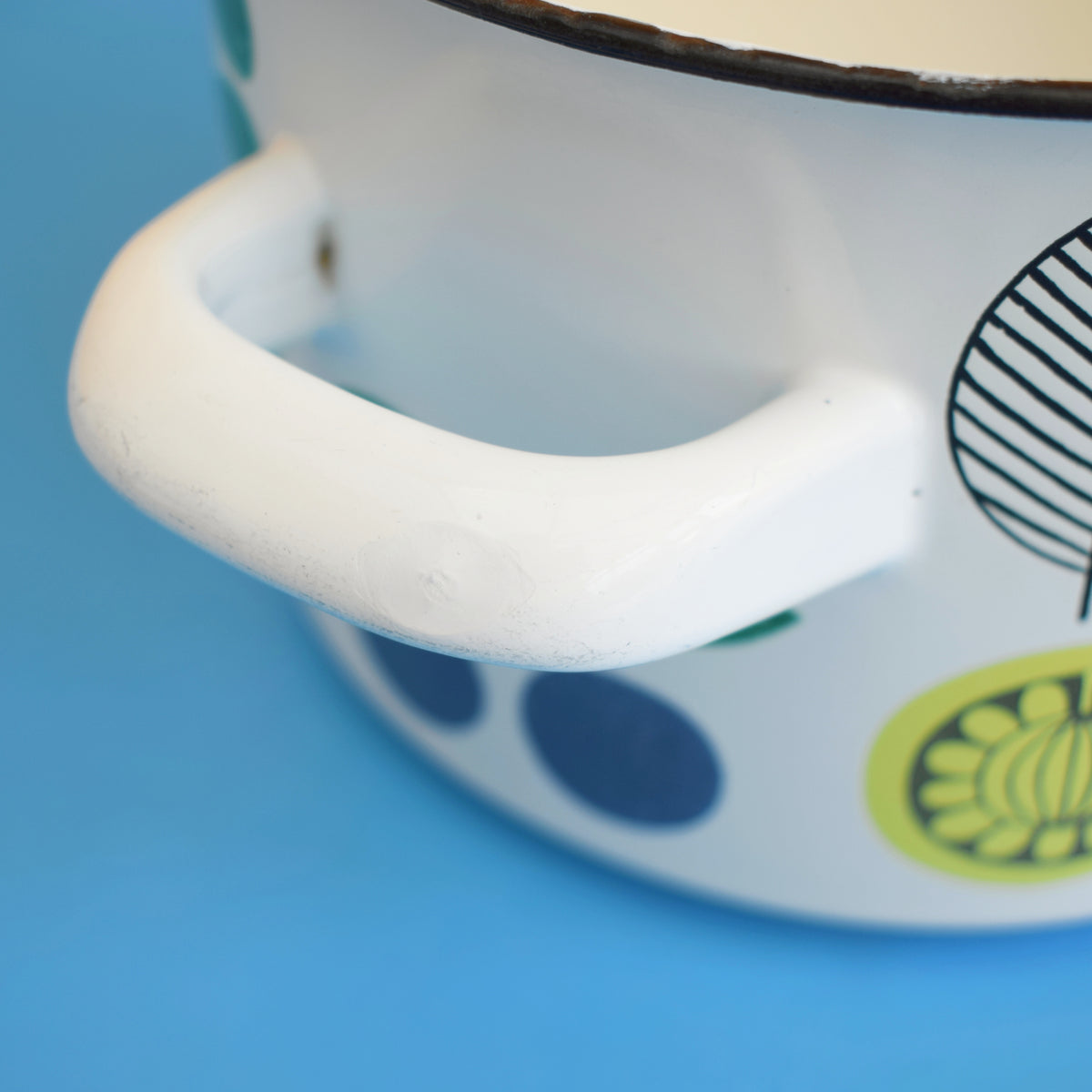 Vintage 1970s Enamel Casserole - Arabia Finland 'Vegeta' - Esteri Tomula by Vintage