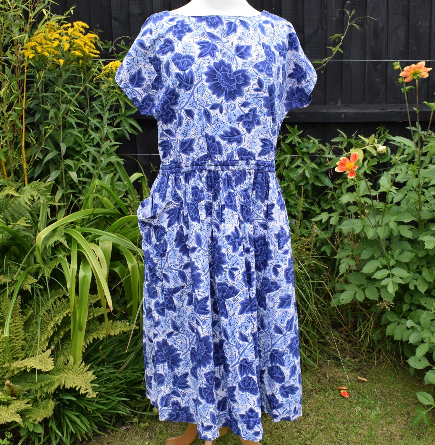 Vintage 1960s Cotton Butterfly Dress - Blue & White-  Size 14/16