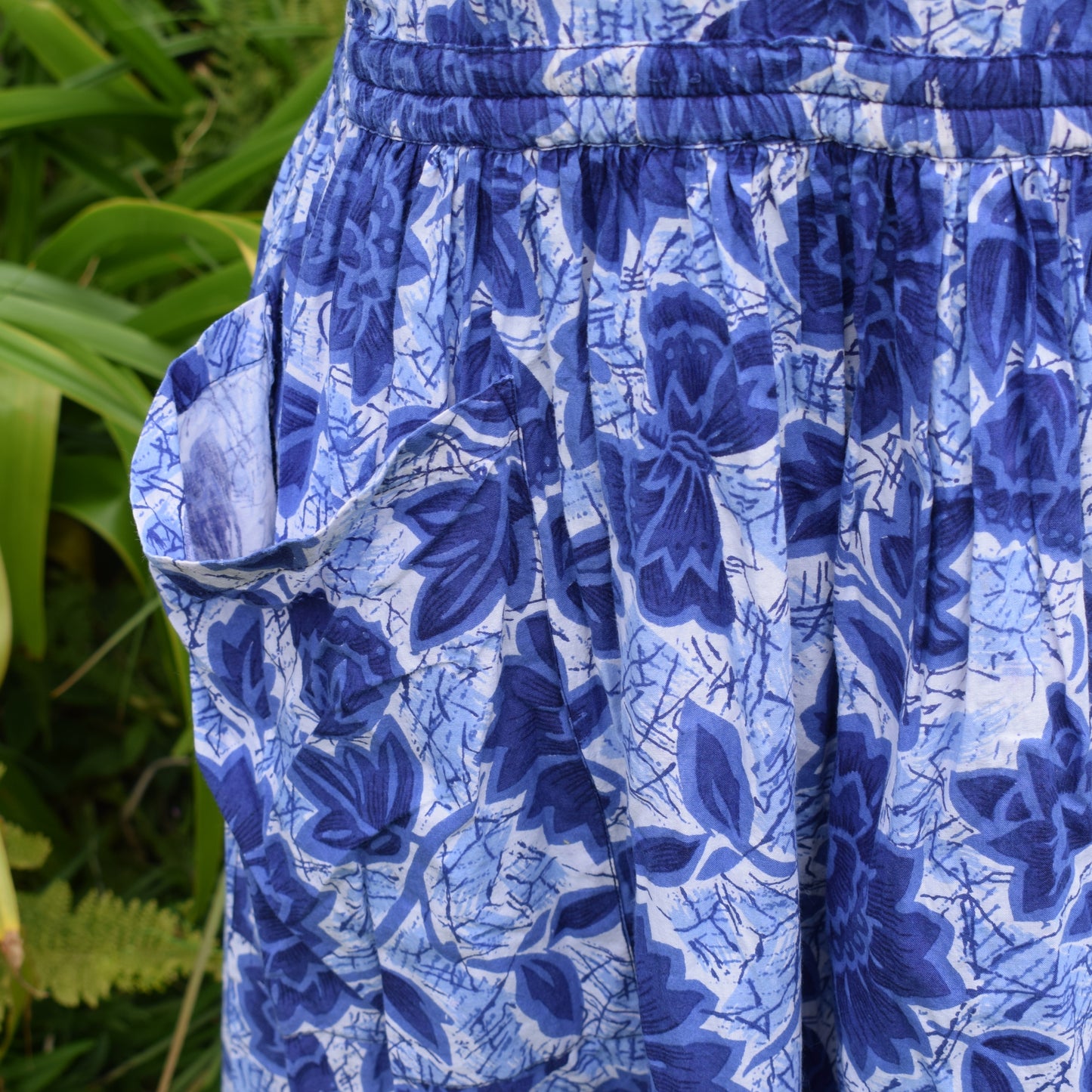 Vintage 1960s Cotton Butterfly Dress - Blue & White-  Size 14/16