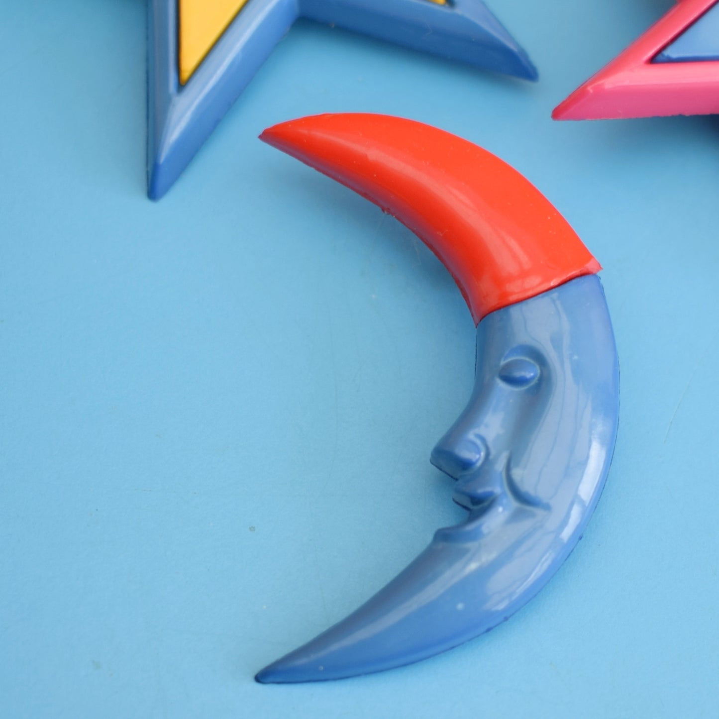 Vintage 1980s Plastic Brooches - Stars & Moon by Vintage