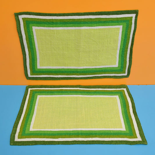 Vintage 1970s Pair Of Linen Placemats - Green