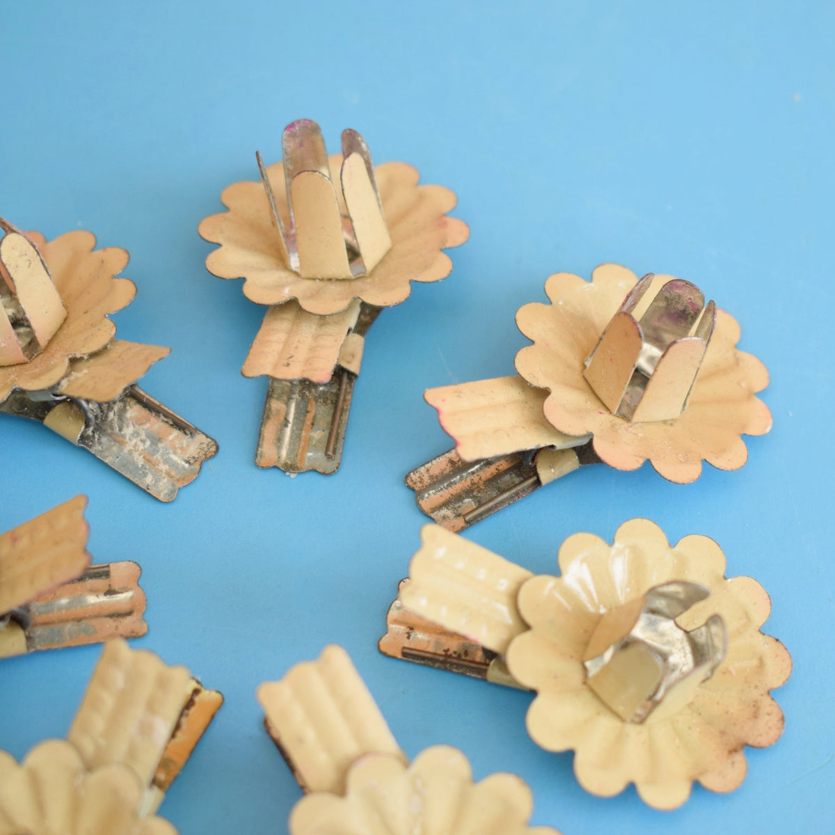 Vintage 1960s Christmas Tree Candle Clips In Tin x19 by Pineapple Retro