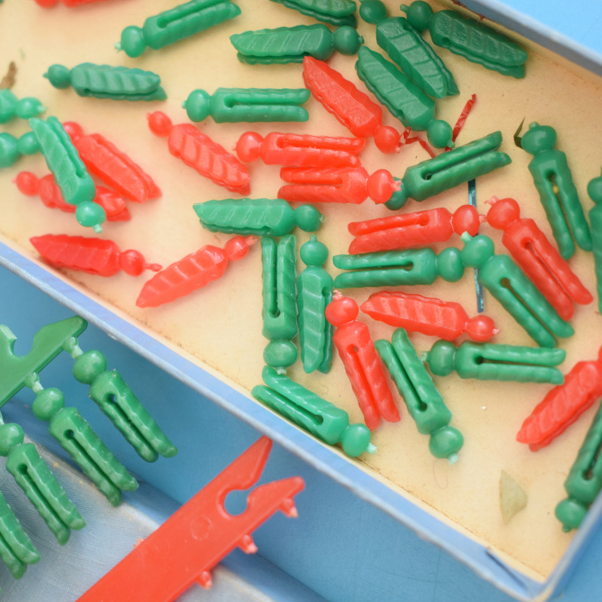 Vintage 1960s Christmas Card Hangers / Pegs by Pineapple Retro