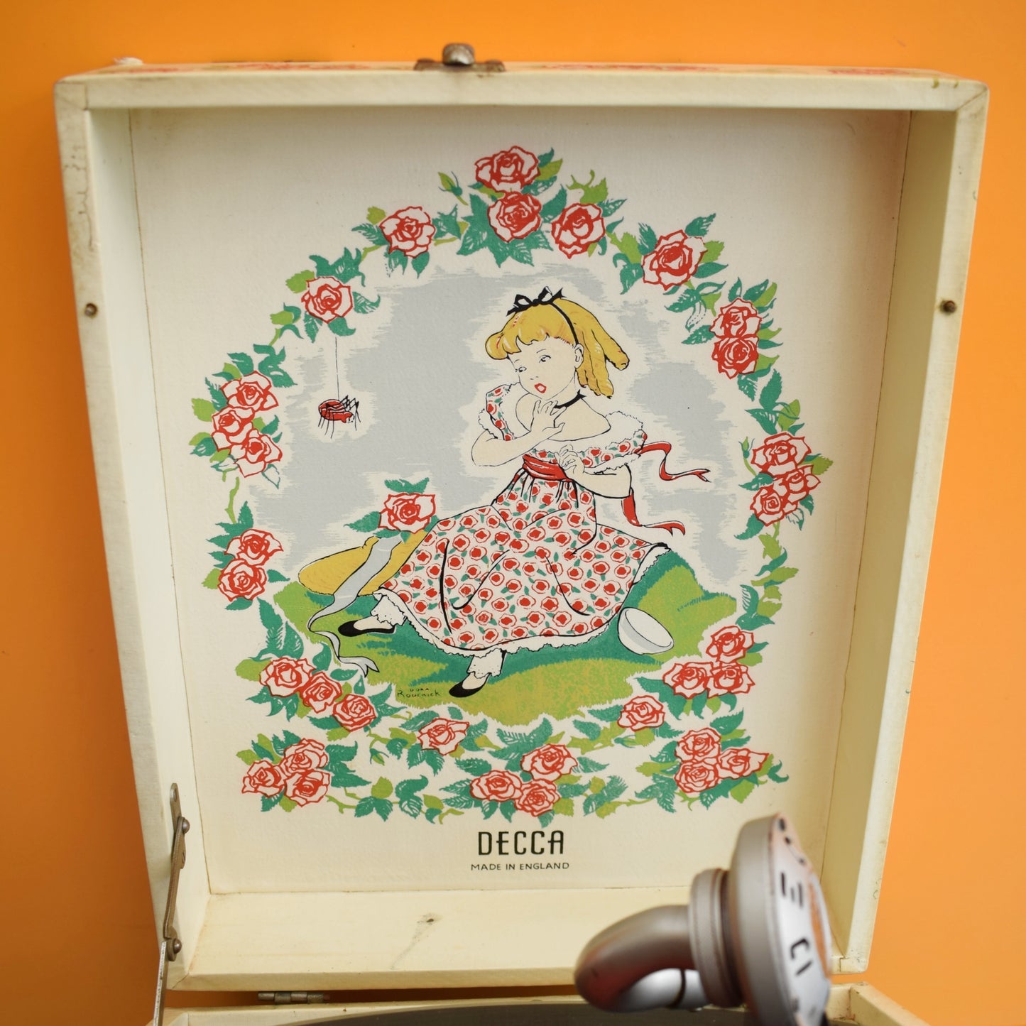 Vintage 1950s Gramophone - Little Miss Muffet Design - Decca