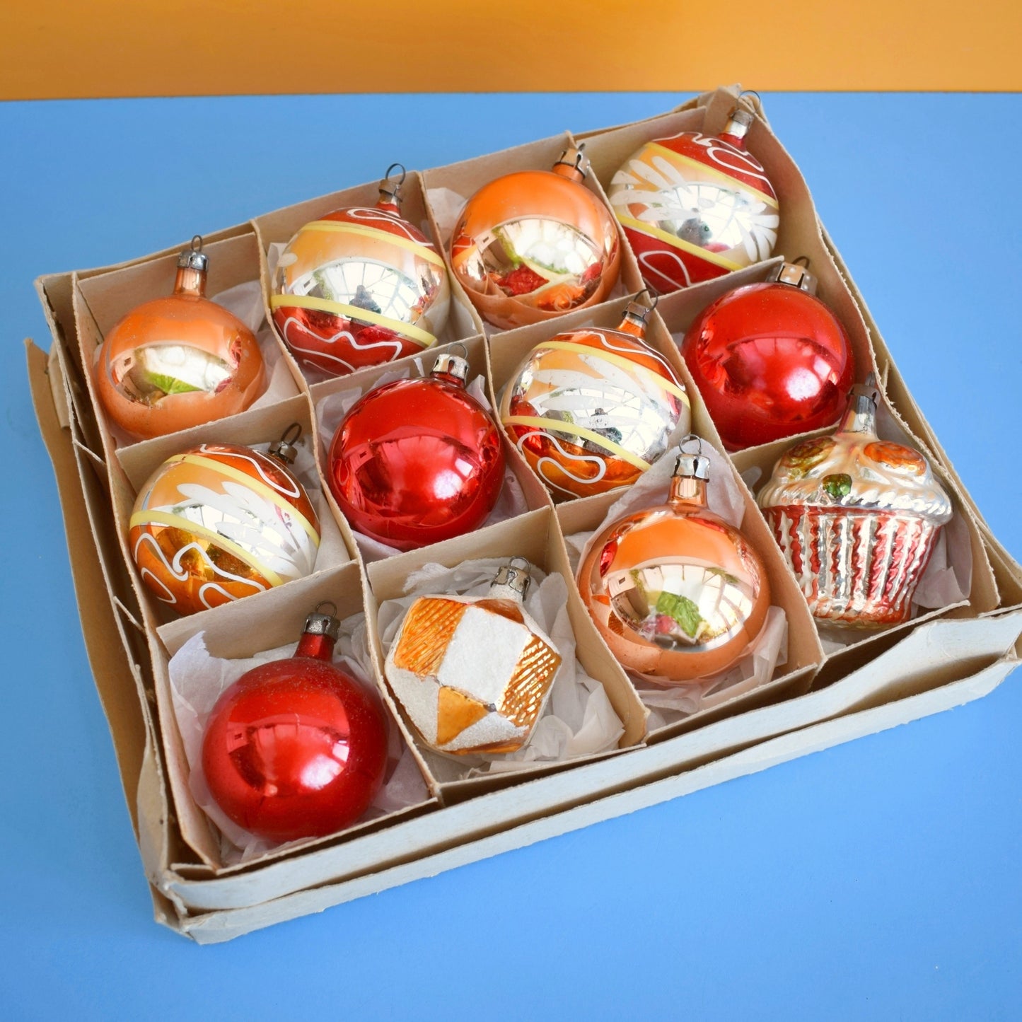 Vintage 1960s Glass Christmas Baubles - Boxed Medium- Red/ Gold