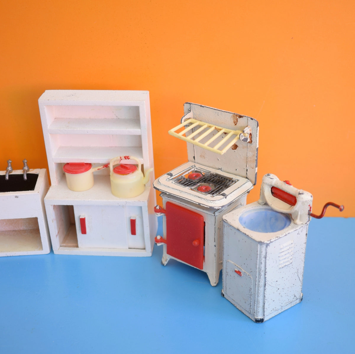 Vintage 1960s Metal / Plastic Kitchen Furniture Set - Lundby / Barrett & Sons by Pineapple Retro