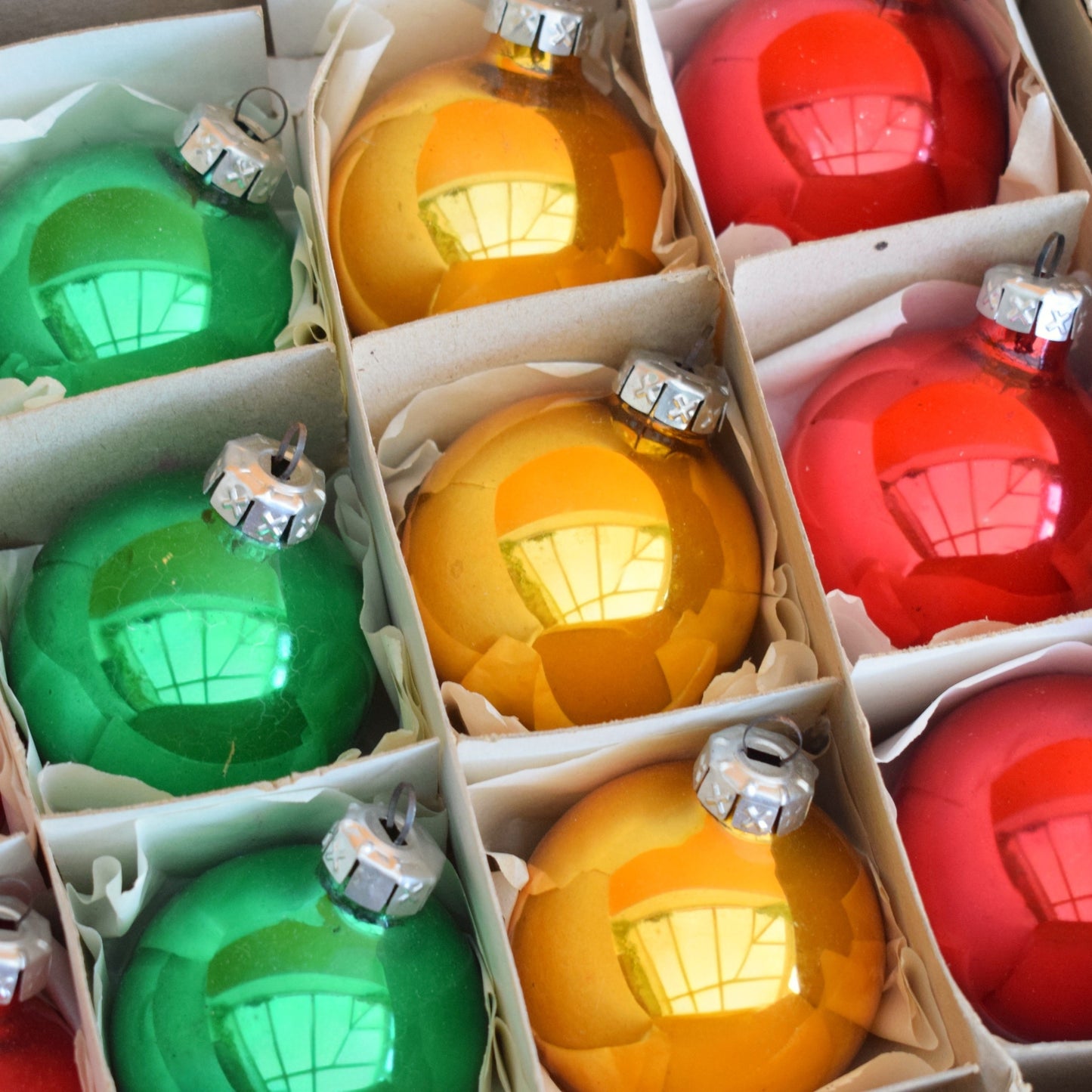 Vintage 1980s Glass Christmas Baubles - Classic Balls - Traffic Light Colours - Medium - Harrods