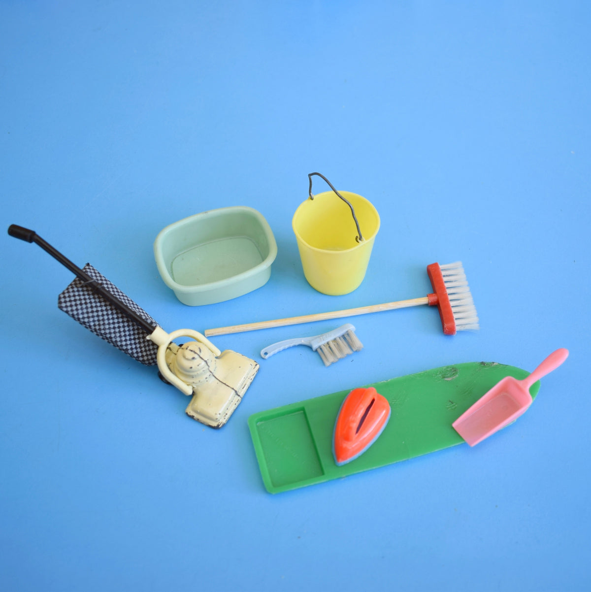 Vintage 1960s Plastic / Metal Dolls House Kitchen Cleaning Equipment by Pineapple Retro