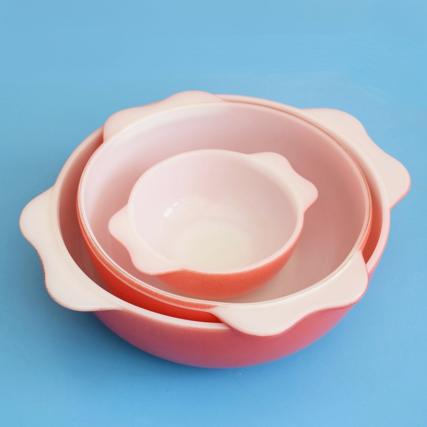 Vintage 1950s Pyrex Glass - Nest Of Bowls - Coral Pink