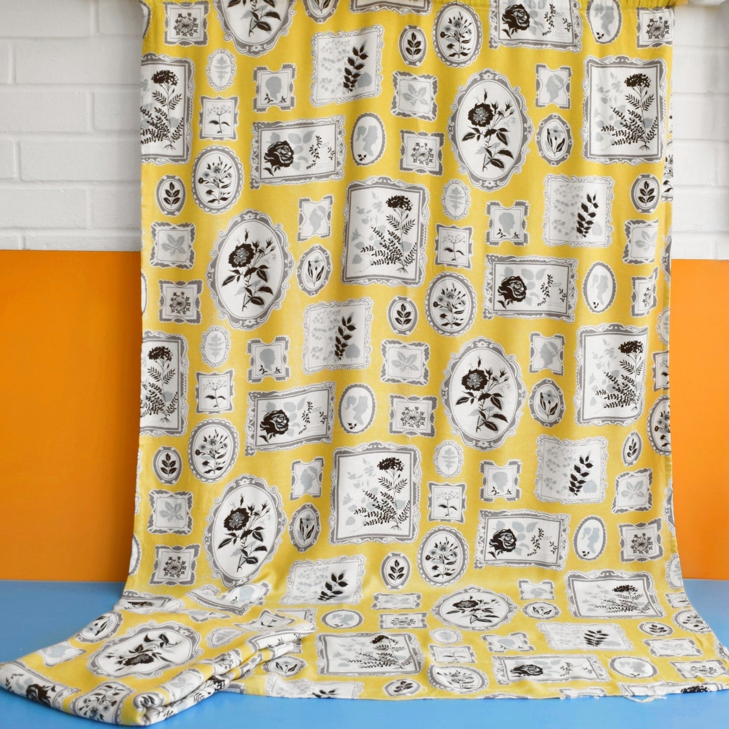 Vintage 1950s Curtains - Rayon Mix - Yellow / Grey Picture Frames