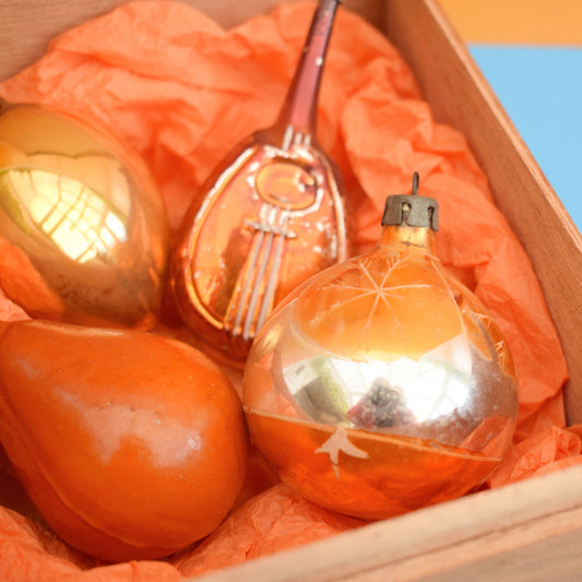 Vintage 1970s Glass Christmas Baubles - Orange / Gold - Wooden Box