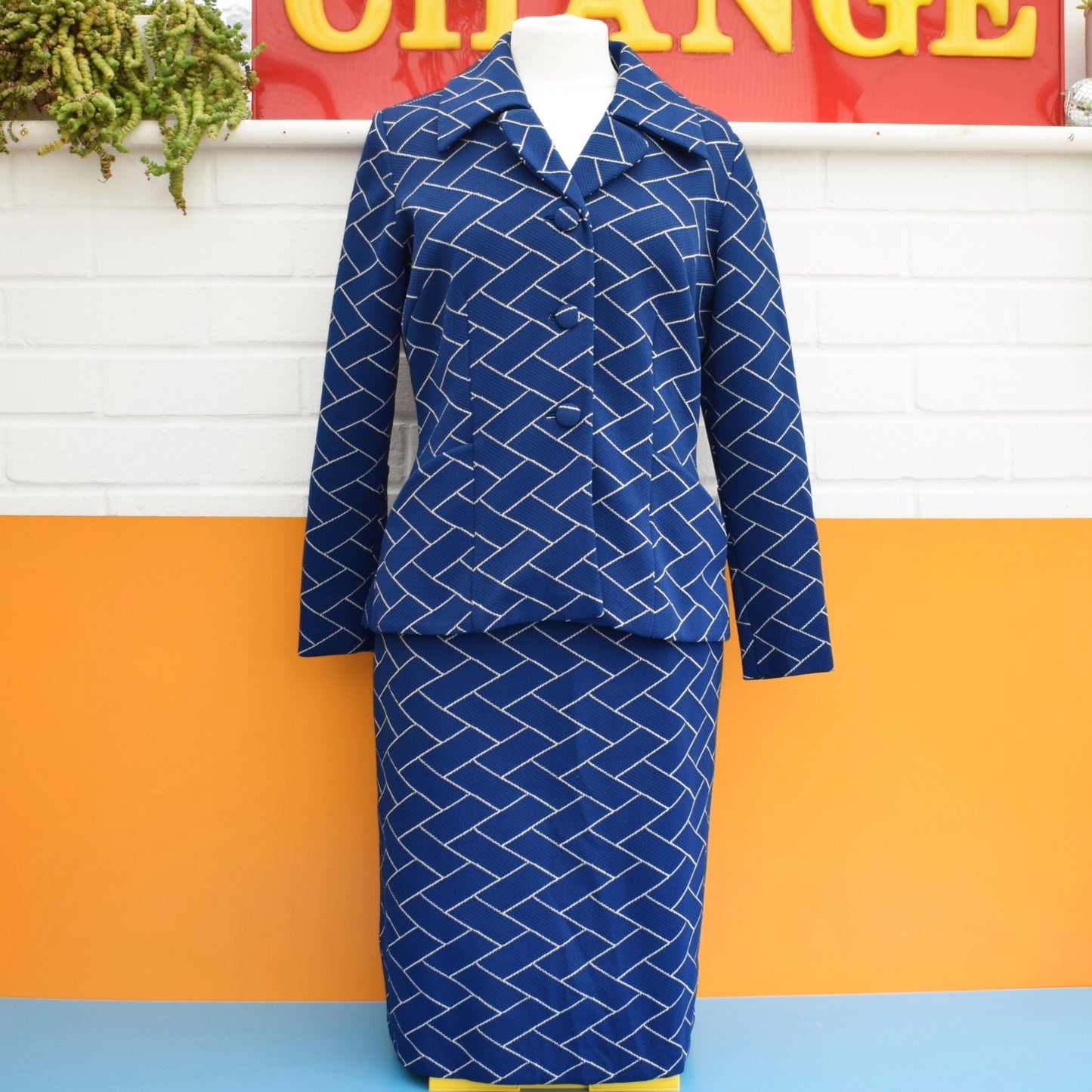 Vintage 1960s Suit - Jacket & Skirt - Blue Geometric - Size 12-14
