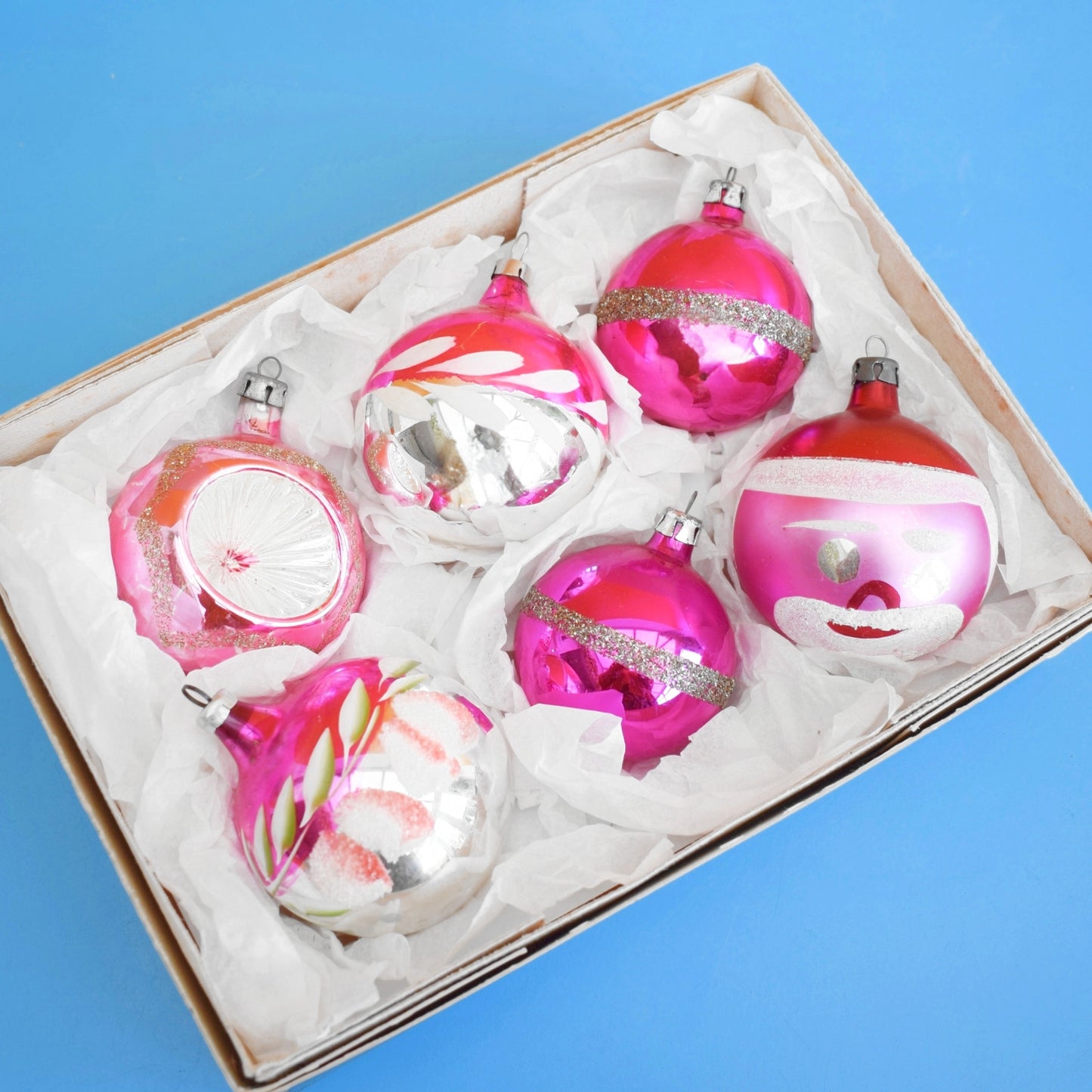 Vintage 1970s Glass Christmas Baubles - 6 Medium - Pink