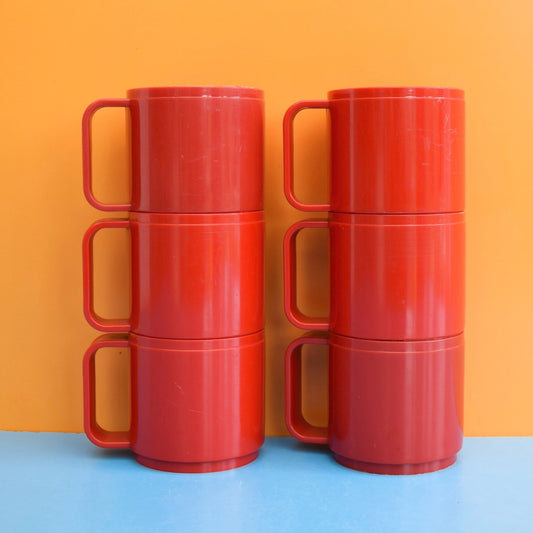 Vintage 1980s Italian Stacking Plastic Mugs - Red