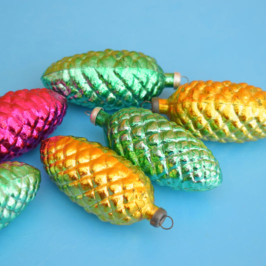 Vintage 1970s Pinecone Plastic Decorations x7