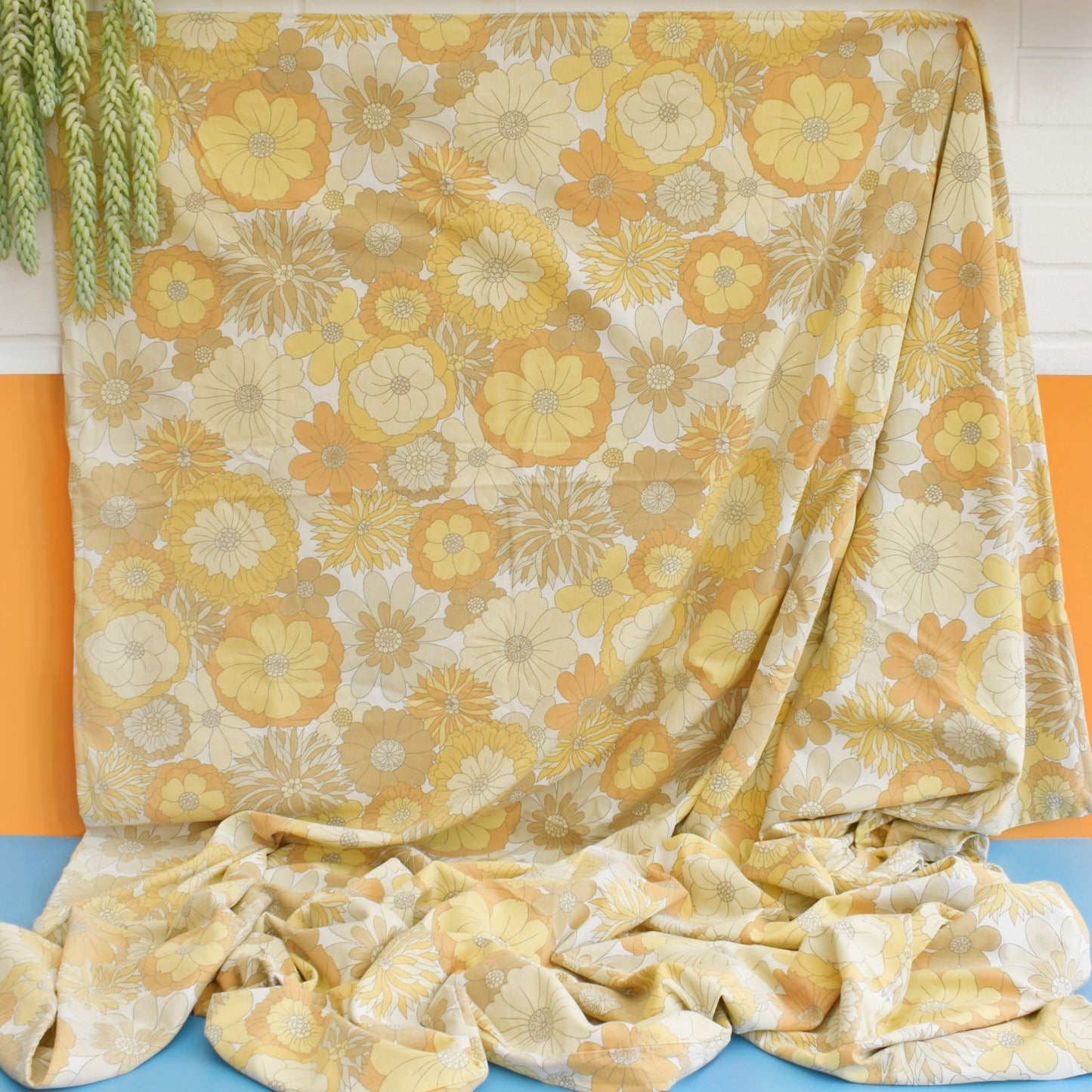 Vintage 1970s Bed Cover/Duvet - M&S - Flower Power - Yellow