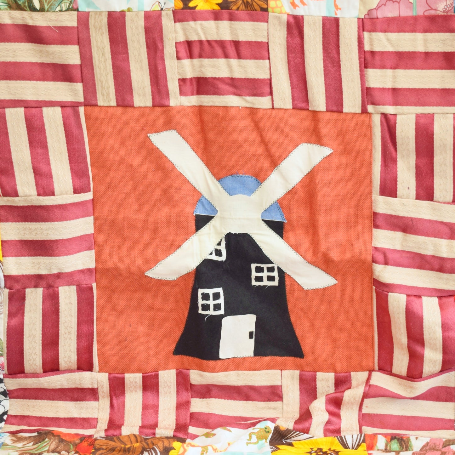 Vintage 1980s Patchwork Quilt / Bedcover - Mixed Patterns / Windmill