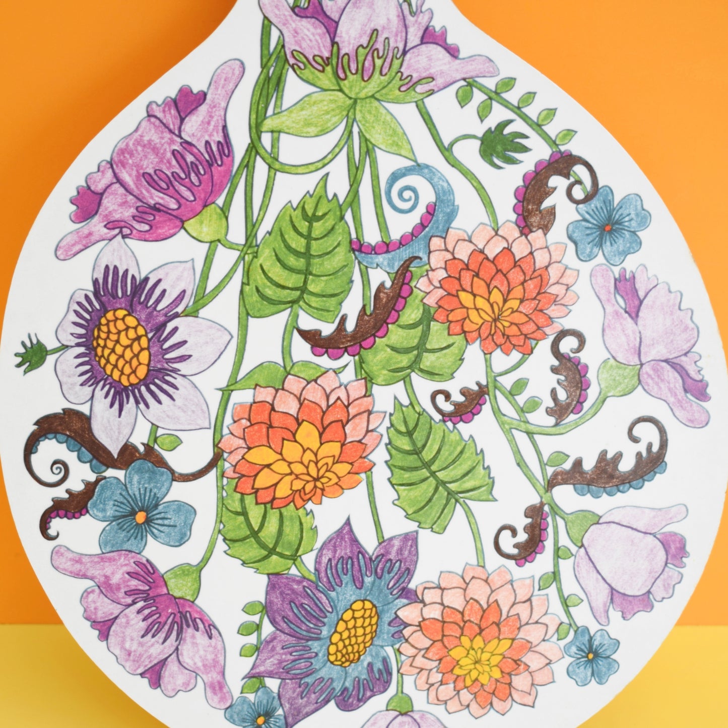 Vintage 1970s Pretty Flower Chopping Board - Purple Flowers