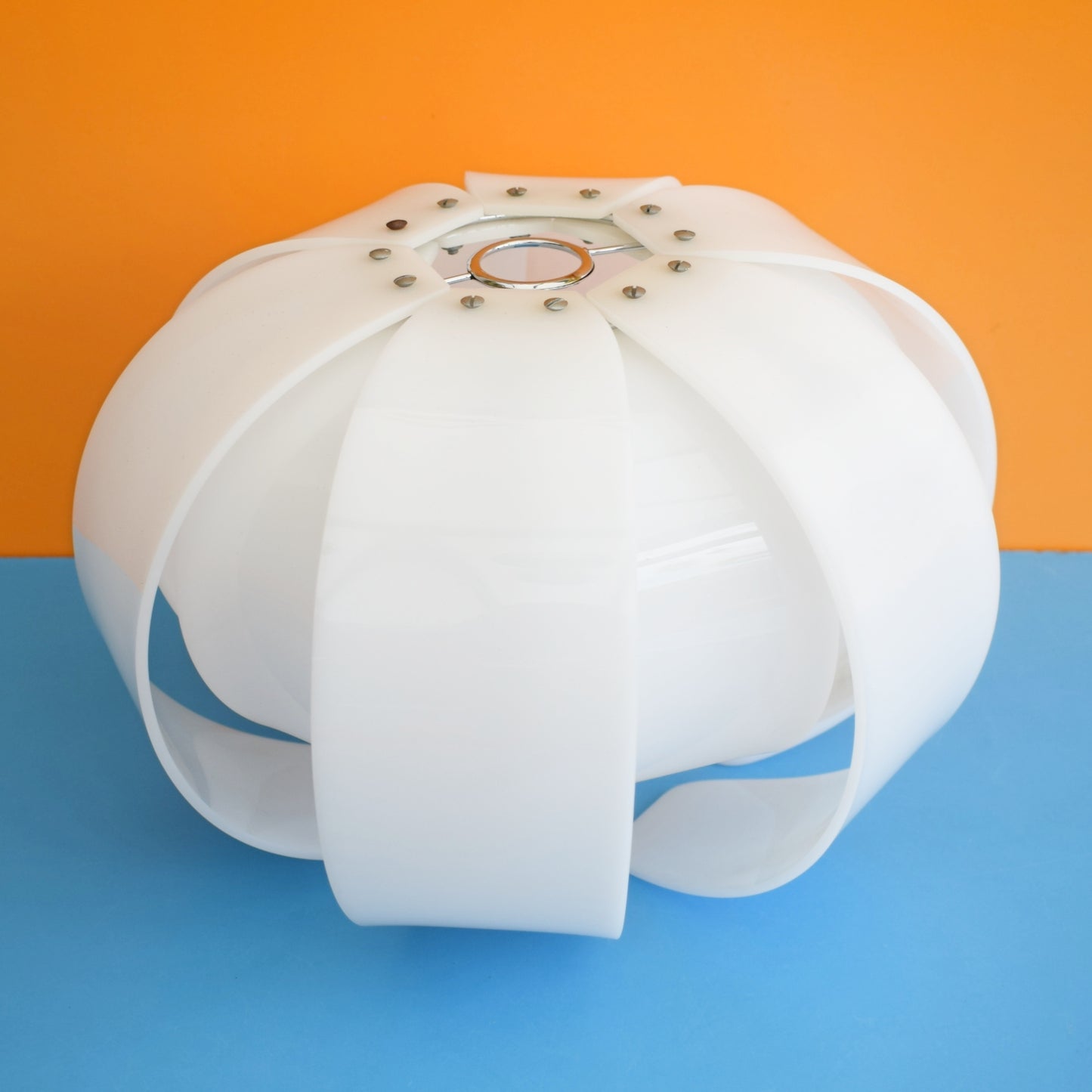 Vintage 1960s Large Perspex Lotus Light Shade - White .