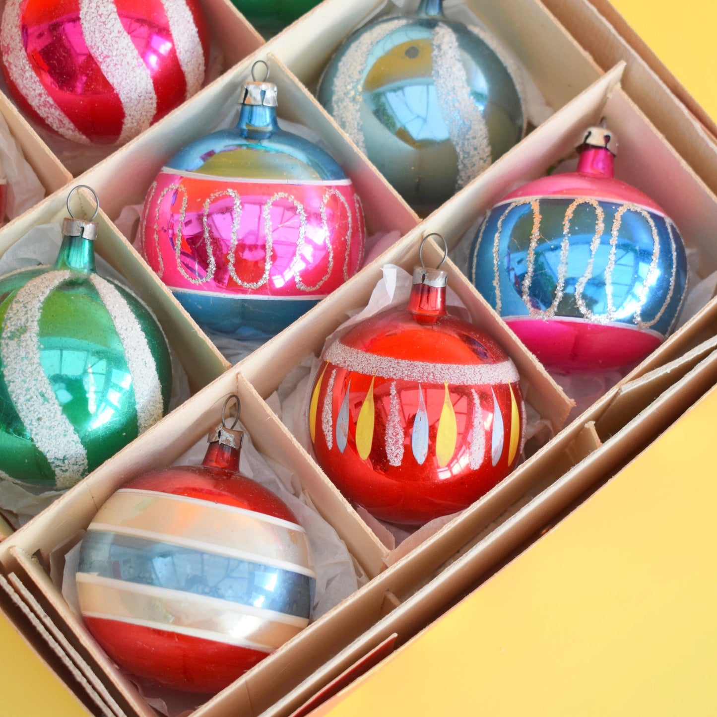 Vintage 1970s Glass Christmas Baubles - Larger - 12