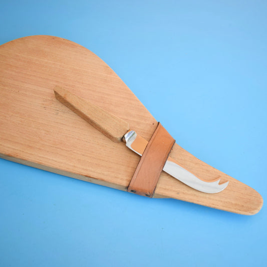 Vintage 1970s Cheese Board / Knife - Wooden